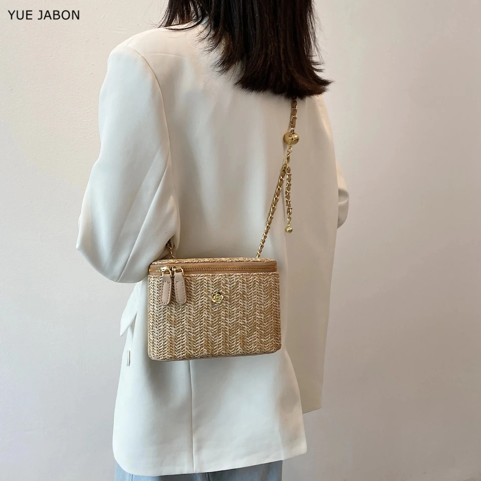

Mini Straw Bucket Crossbody bag For Women Summer Weave Women's Messenger Handbags And Purses Fashion Chain Simple Flap Pocket