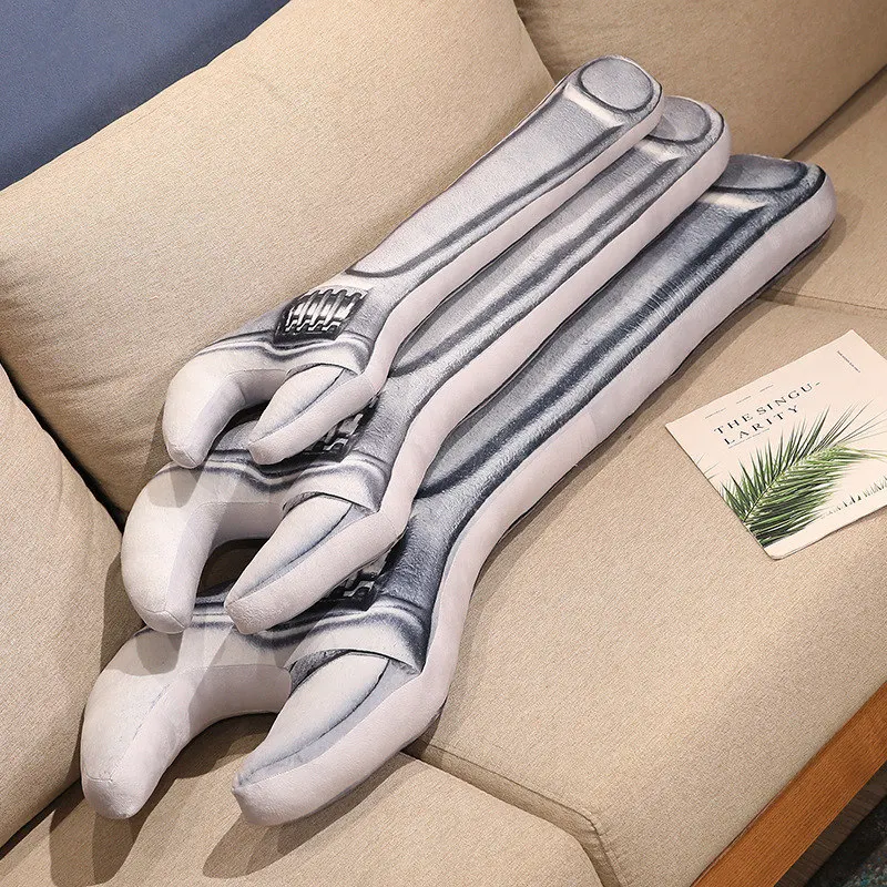 70cm Imitation spanner Plush Pillow Artificial Funny Tool Stuffed Pillow Emulational Home Sofa Plush Decoration Cushion
