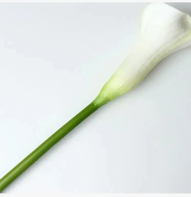 7 Stück PU Lange Zweige Große Calla-Lilien Realistische Künstliche Blumen Hochzeitsdekoration Blumenarrangement Heim-Party Calla Kunstblumen – Detail 11