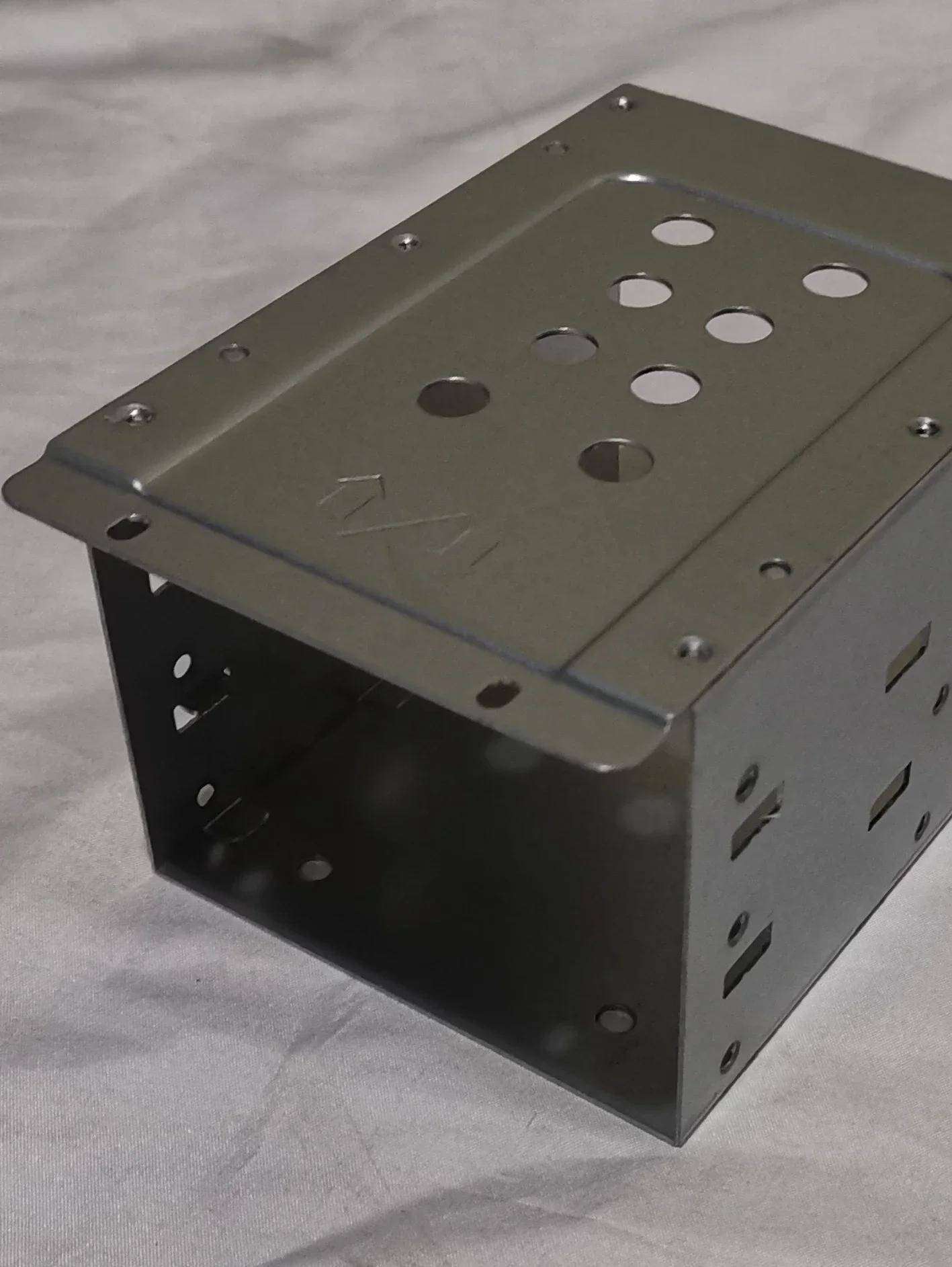 3-bit hard drive cage, 2u chassis, 3.5HHD bracket, simple DIY idle expansion SAS cabinet, hard drive fixed tray