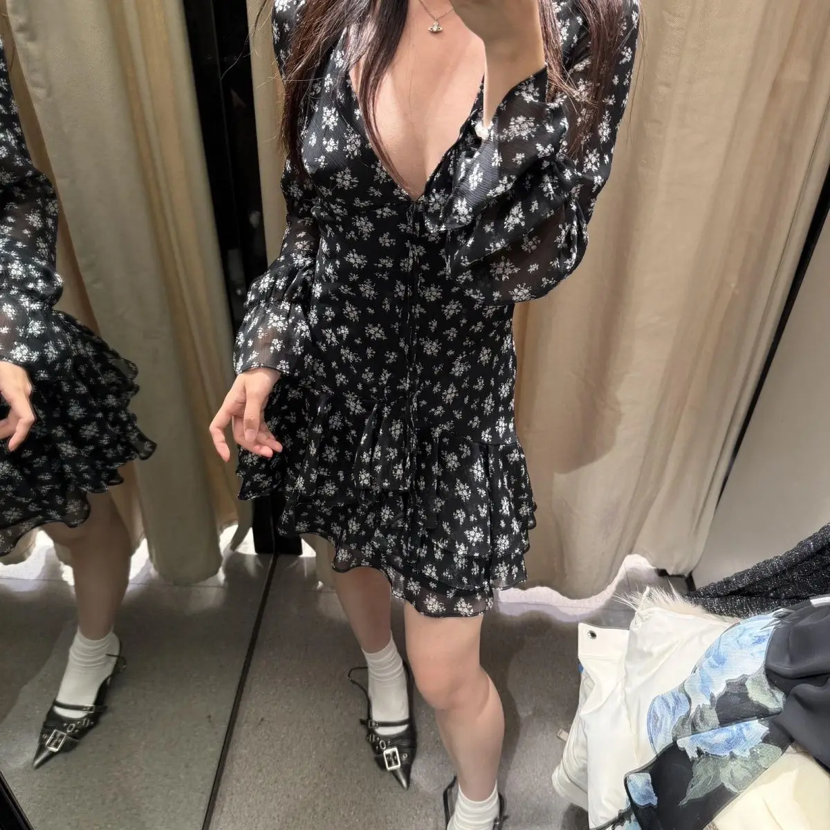 

2026 Spring and Summer New French Sweet Slim Print Horn Sleeve Dress