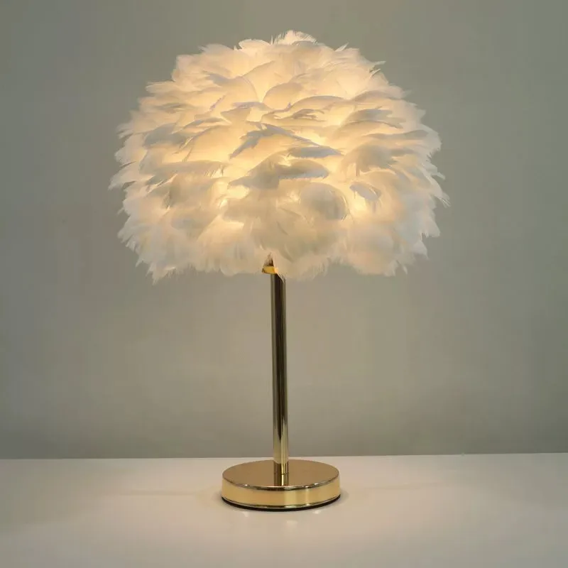 Romantic Feather Table Lamp Modern Bedside Lamp Living Room Bedroom Study LED Table Lamp Wedding Christmas Decoration Night Lamp