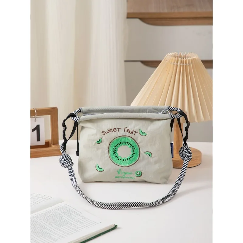 2025Y2K حقيبة قماش صيفية جديدة للنساء بكتف واحد مطرزة حقيبة يد ذات سعة كبيرة #5