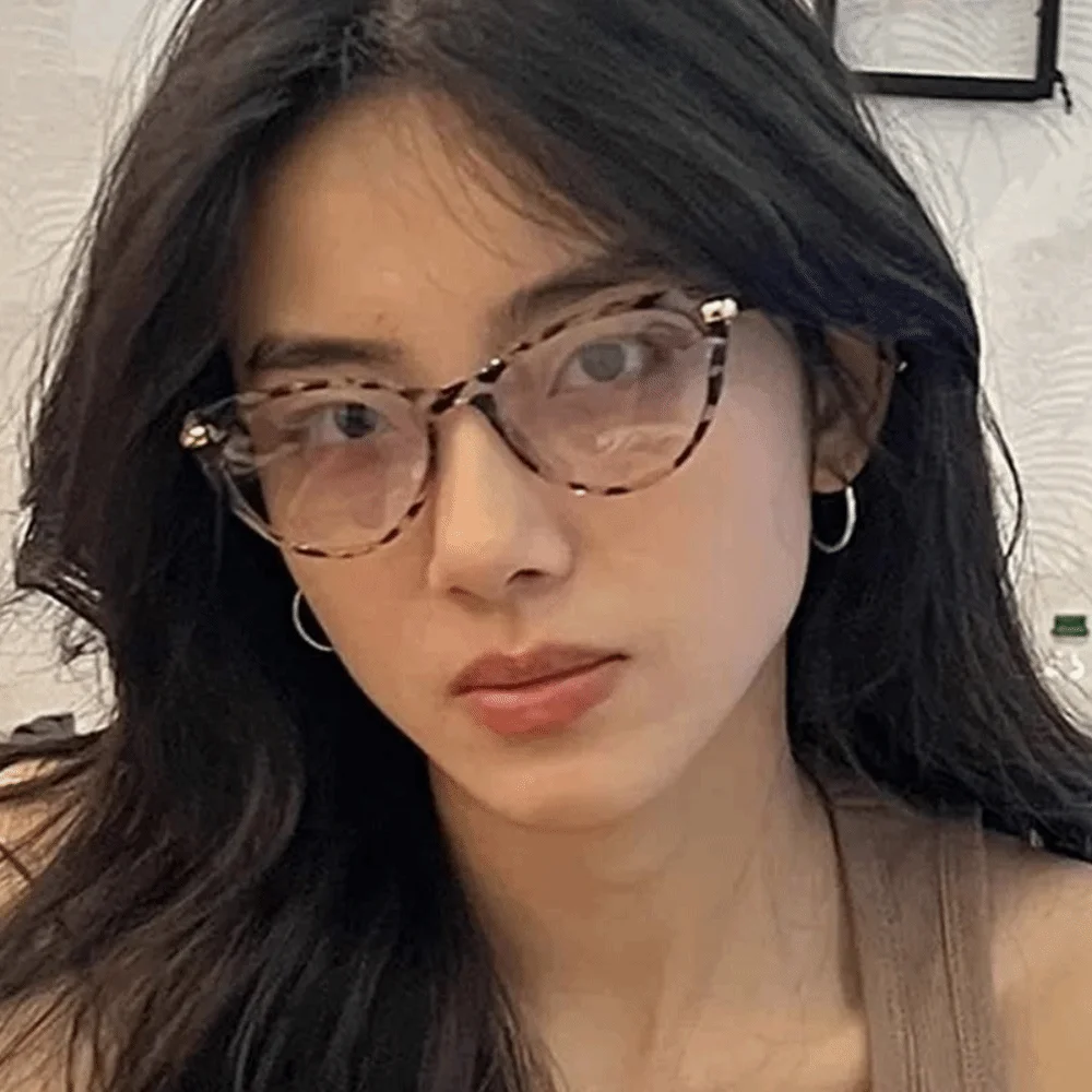 

Trendy Lightweight Anti Blue-lay Eyewear Thin-frame Leopard Print Cat Eye Glasses HD Waterproof Women Plain Glasses Business