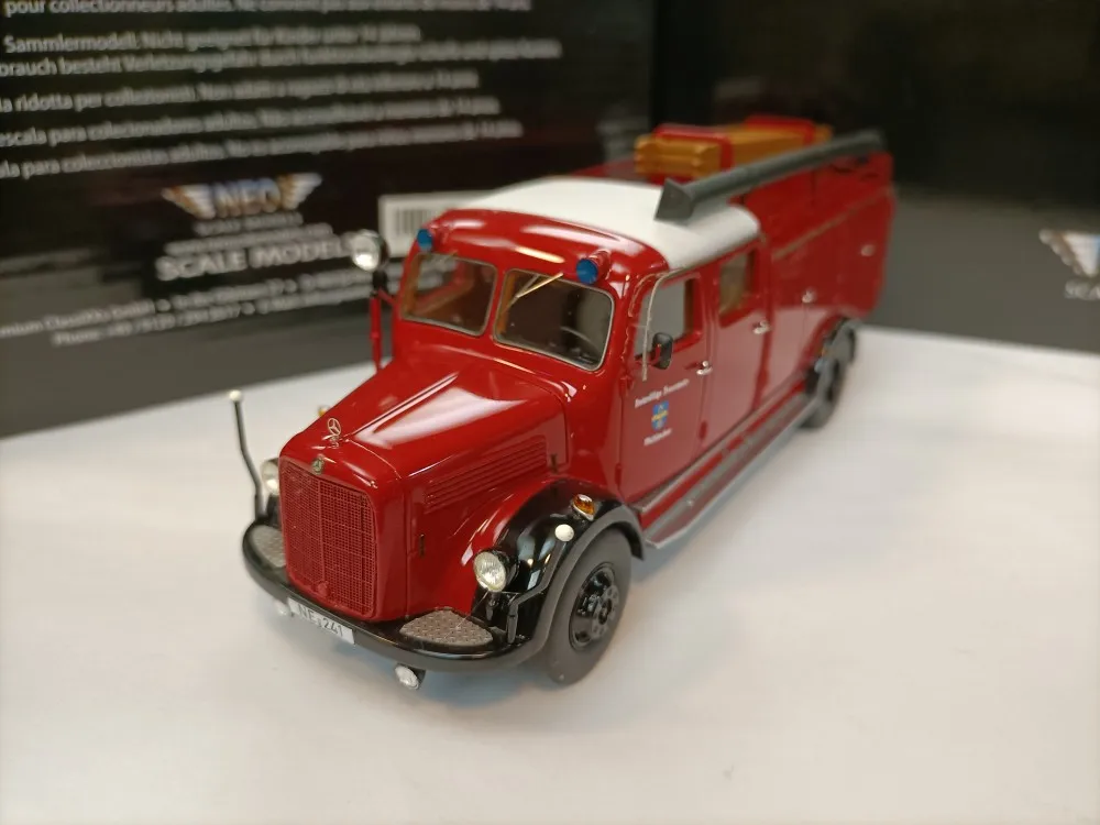 Neo 1 43 Mercedes Benz Escada de Incêndio Modelo de Resgate Mercedes Benz LOK 315 TLF