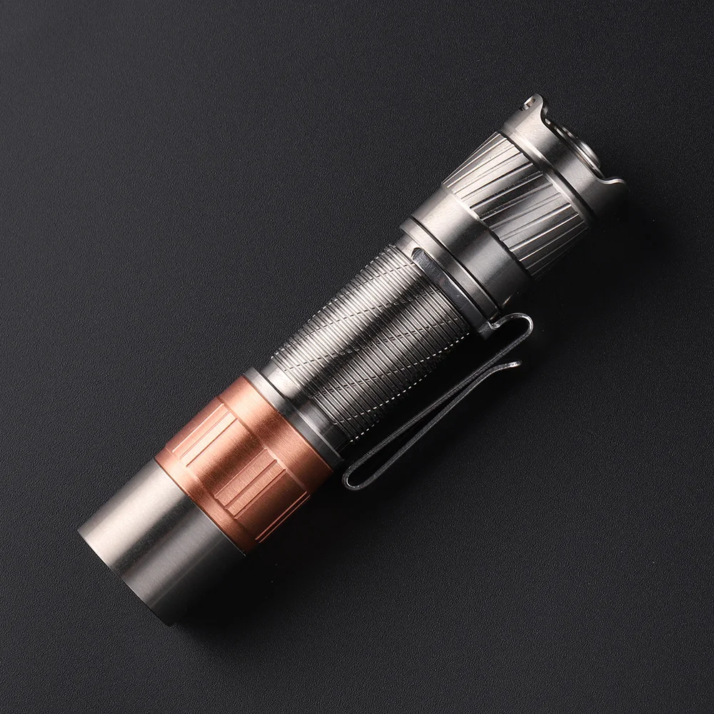 a4t titanium 550 lumens usb rechargeable keychain flashlight RovyVon Aurora A4 USB-C (4th generation) Sandblasted / High output / Zero *A mode will be memorized when its working for over 3 minutes before turning off. Titanium Aaa Keychain Flashlight RovyVon