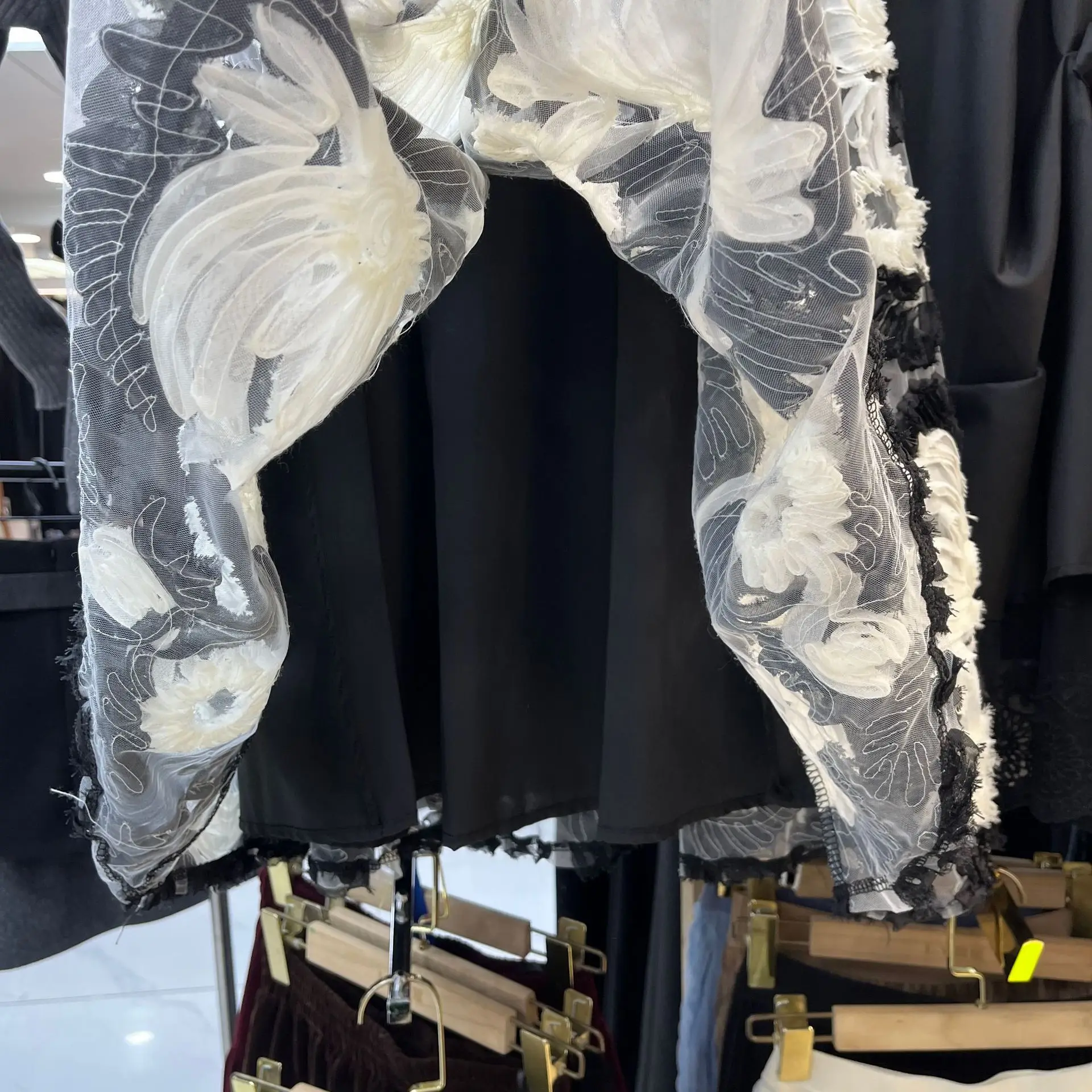 2025 spring French Contrast Colors Embroidered Skirt Elastic Waist Loose Fashion Elegant Women A-line Skirts