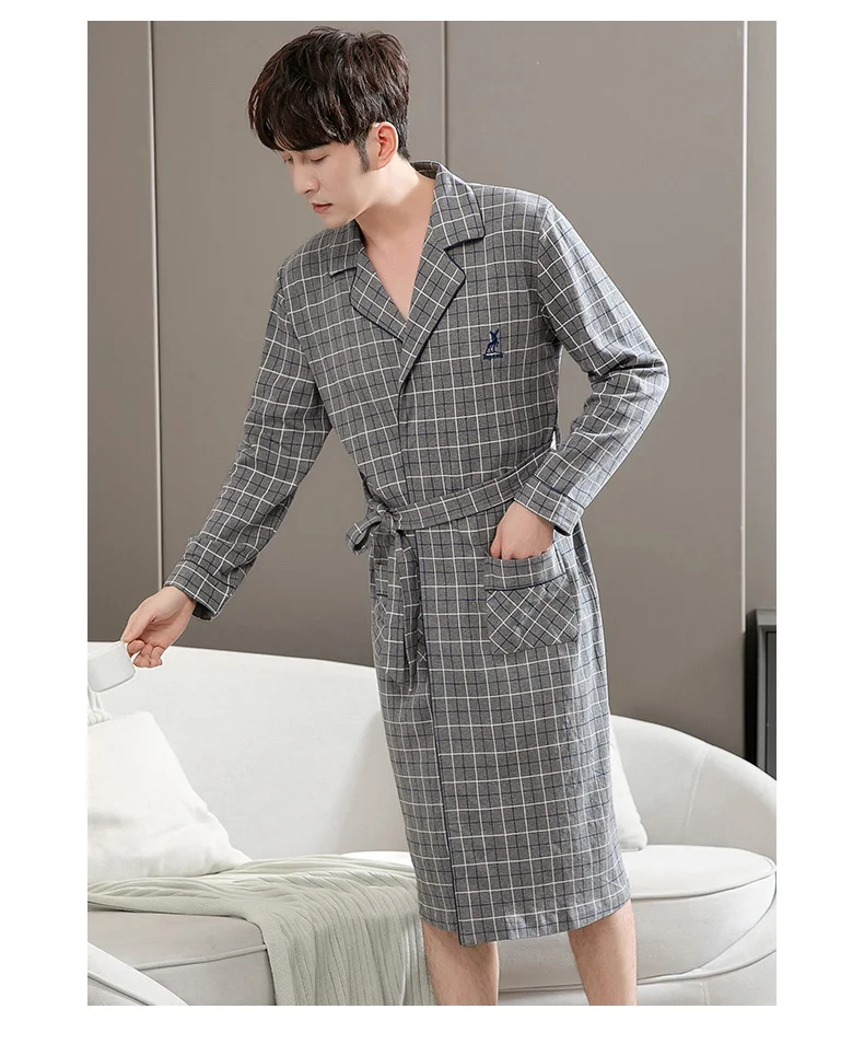 Bata para hombre de manga larga