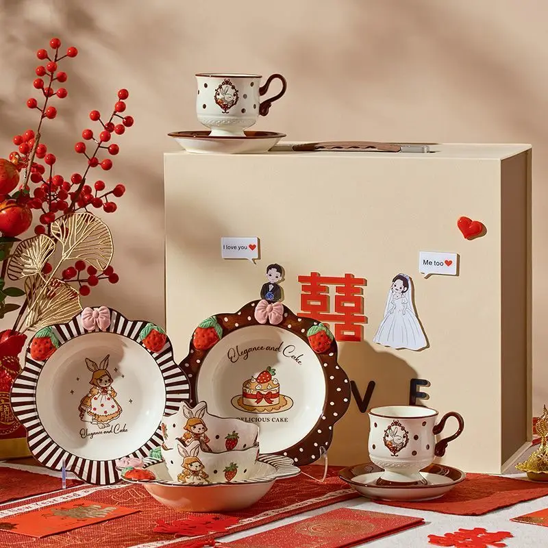 Gifts, tableware for the bride, wedding bowls, plates, engagement gift boxes, housewarming, birthday gifts.