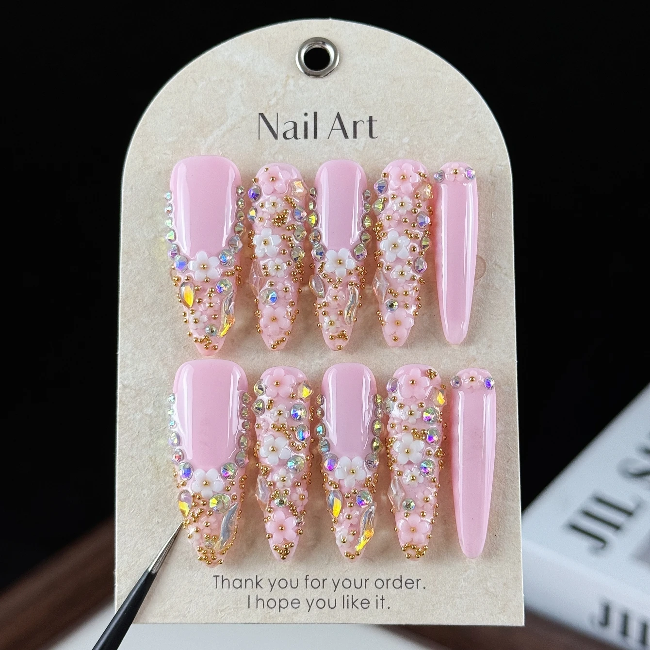 10pcs high-end Sweet girl style, hand-painted three-dimensional patterns, dazzling with numerous diamonds handmade fake nails