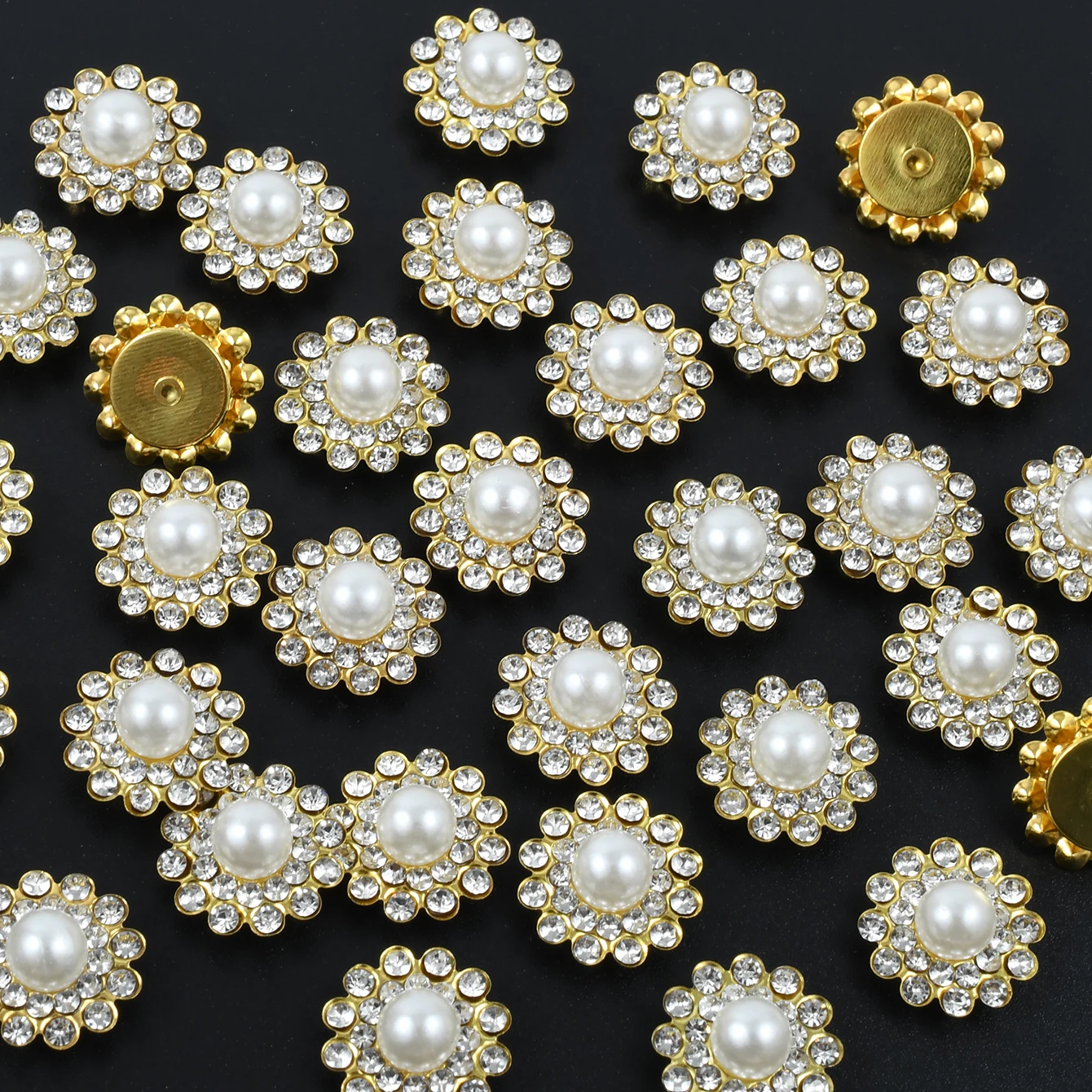 

50 шт./пакет, 14 мм цветочные хрустальные камни, золотые хрустальные камни с когтями, жемчужные бусины, швейные стразы для украшения одежды