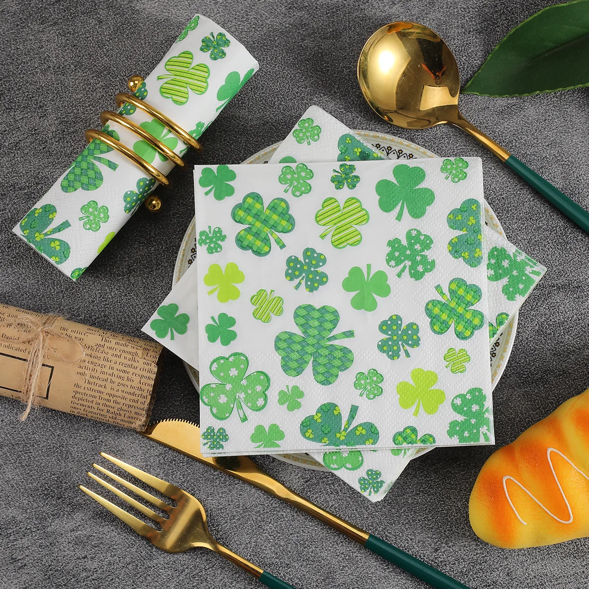 20Pcs St. Patrick's Day Theme Paper Napkins Green Shamrock Disposable Tissues Towel for Birthday Irish Saint Party Decoration