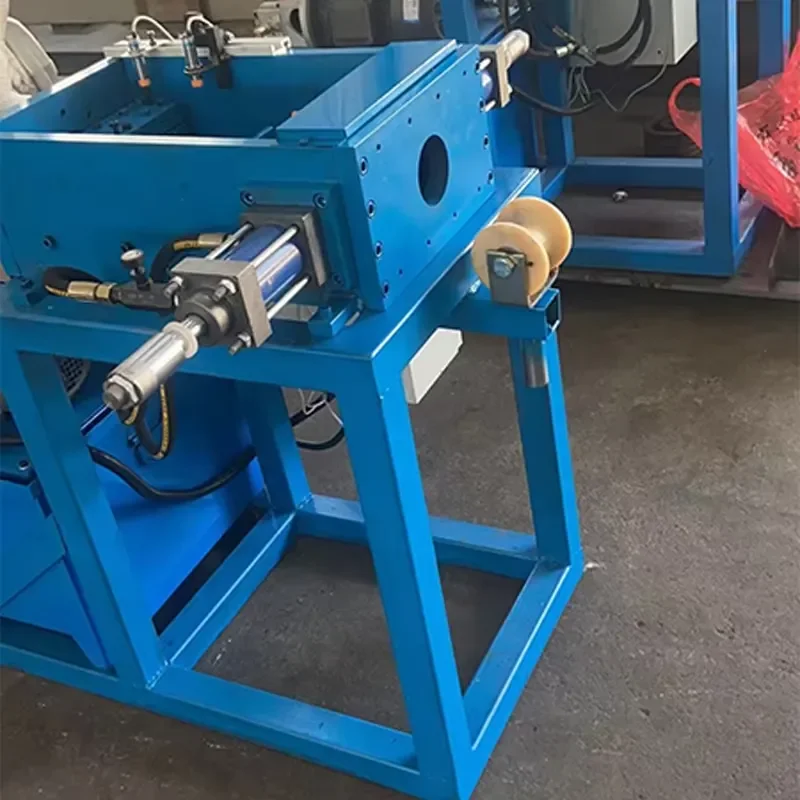 Multi-Station Fin Tube Header Pipe Rolling Machine 560mm/min Spindle Speed 1.1kW Power