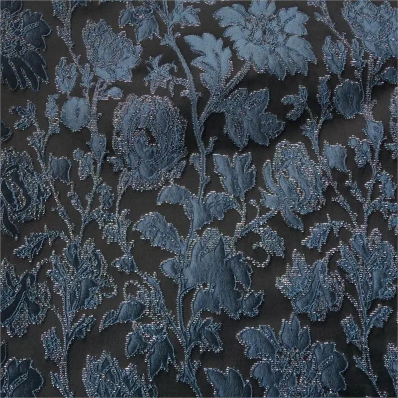 Gold thread flower jacquard fabric is a simple and elegant women's dress bag