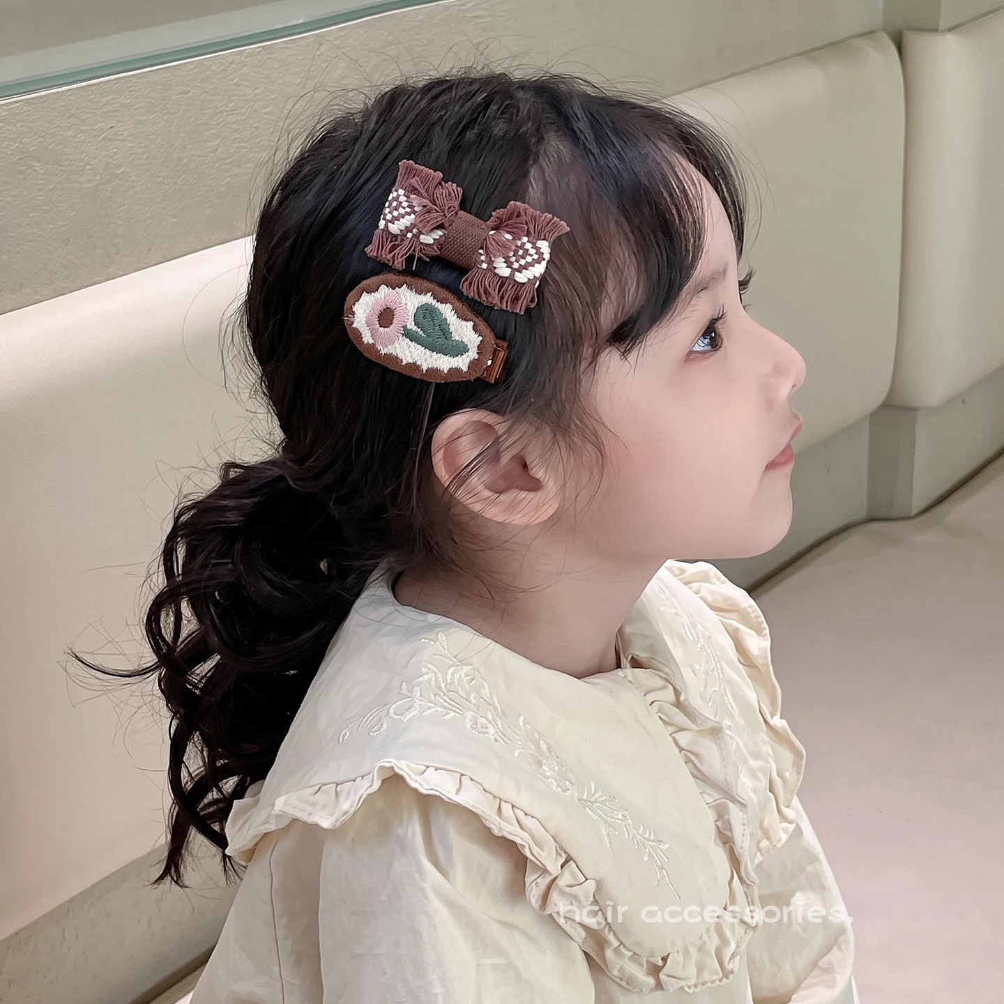 Stoff-Haarspangen-Set für Kleinkind-Mädchen, Retro-Braun, Gingham, Blumenmuster, gestrickte Blumen-Haarspangen, handgefertigte Kinder-Haarnadeln für Kinderfrisuren, 2026 – Detail 11