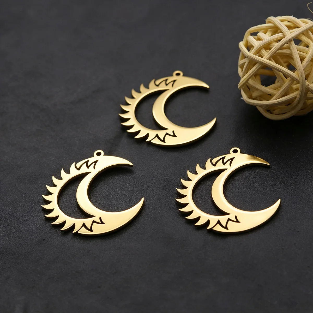 3pcs Sun Moon Combined Stainless Steel Charm Celestial Pattern Pendant For DIY Necklace Earrings Jewelry Making Accessories