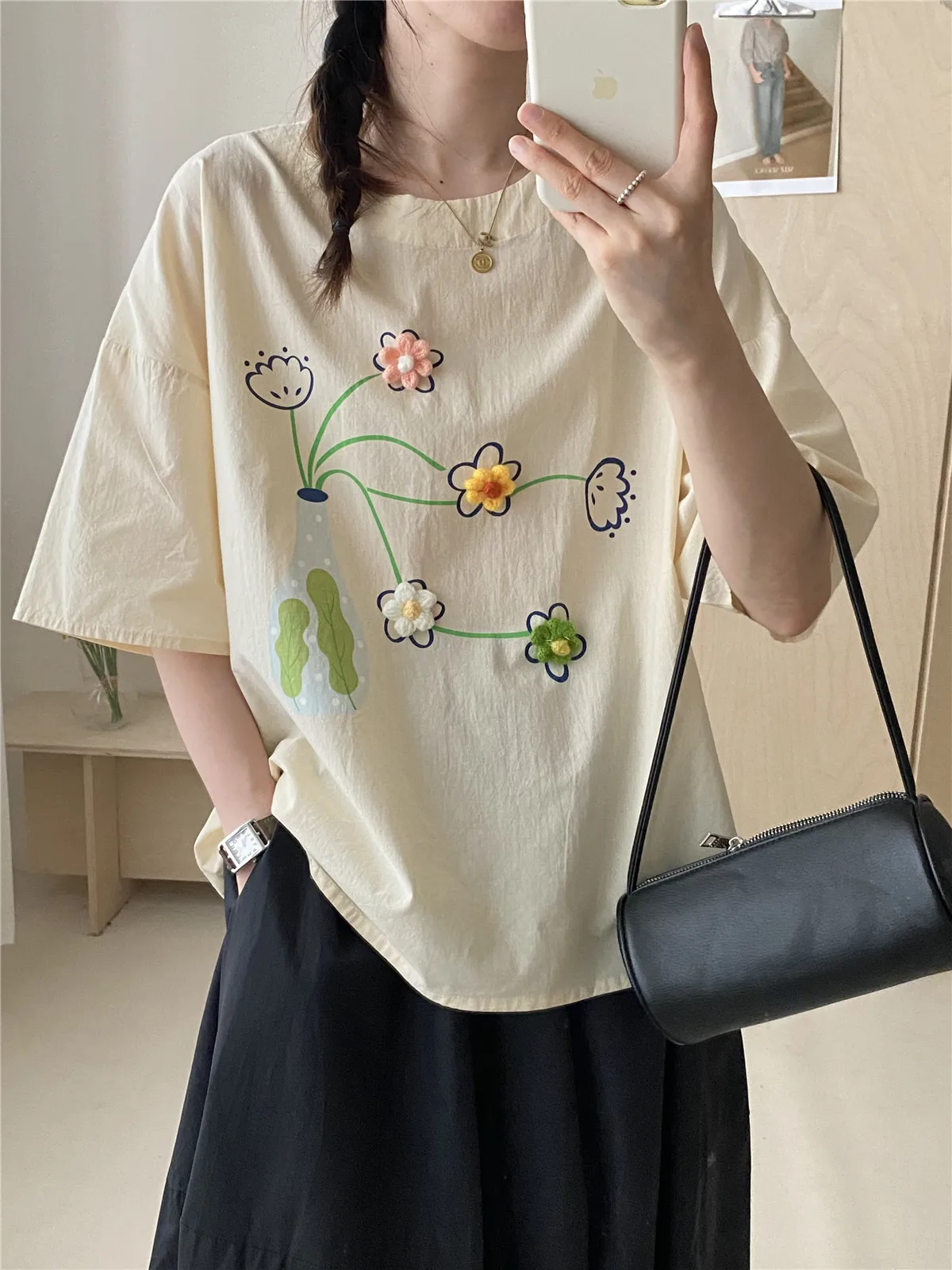 

Свободная рубашка с цветочной вышивкой, женский повседневный летний топ с коротким рукавом и круглым вырезом