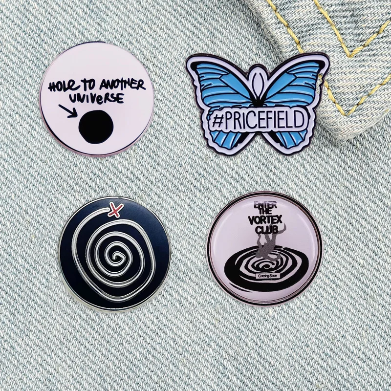 Life Is Strange Adventure Game Brooch Enter the Swirl Metal Badge Men\'s Backpack Pin Denim Jacket Hat Accessory Friend Gift