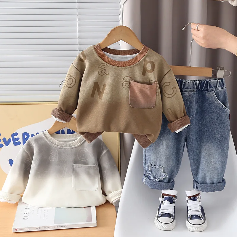 

Новая весенне-осенняя одежда для маленьких мальчиков, детская футболка с длинными рукавами и надписью, брюки, 2 шт./компл., одежда для маленьких девочек, детские спортивные костюмы