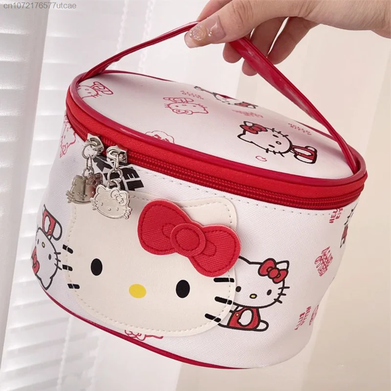 Bolsa de maquiagem Sanrio Hello Kitty feminina, bolsa de lavagem impermeável, bolsa de couro fofa dos desenhos animados, bolsa portátil de grande capacidade