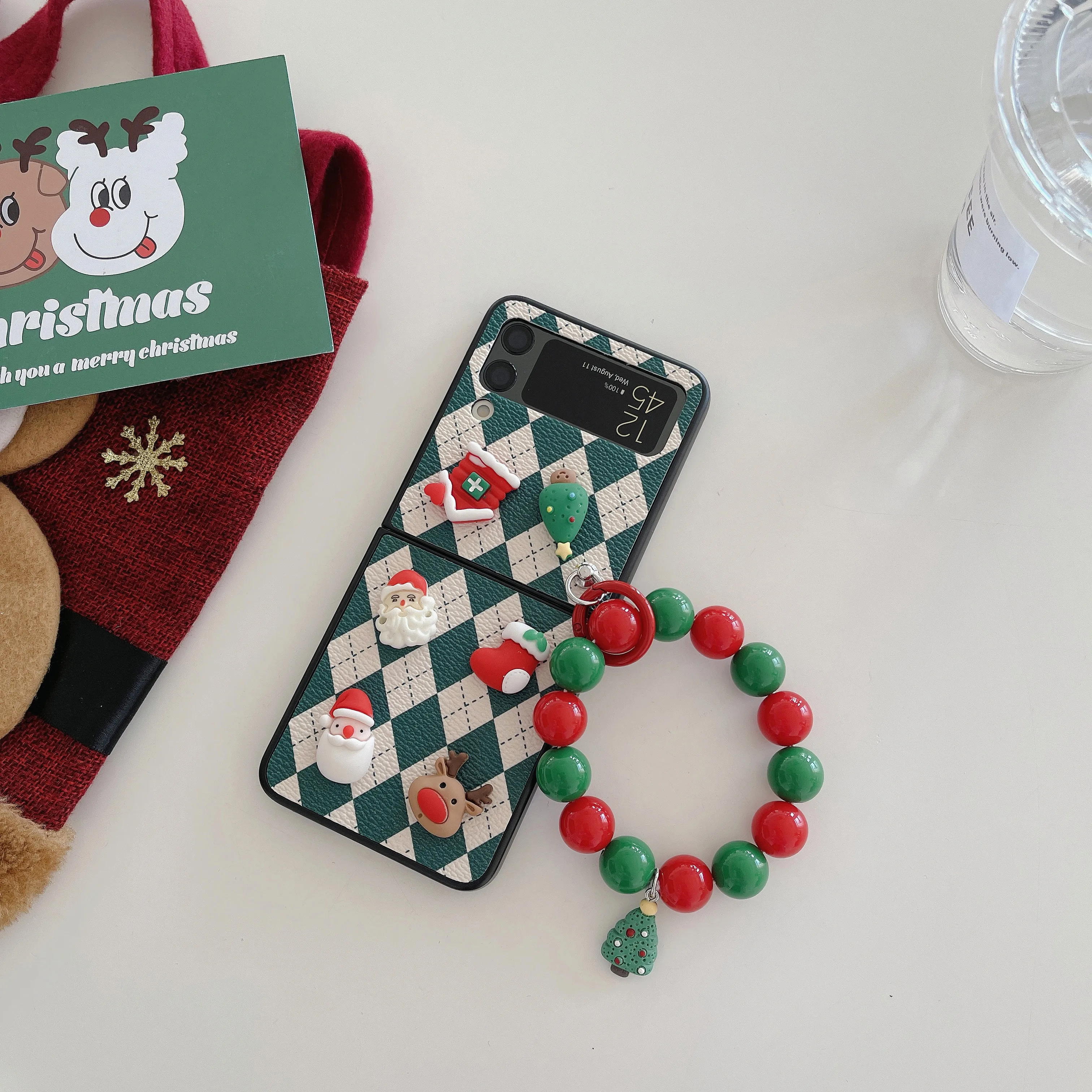 Cute Bead Bracelet 3D Doll Cartoon Christmas Santa Reindeer phone casefor Samsung Galaxy Z Flip 3 5G Z Flip3 Zflip3 Flip4