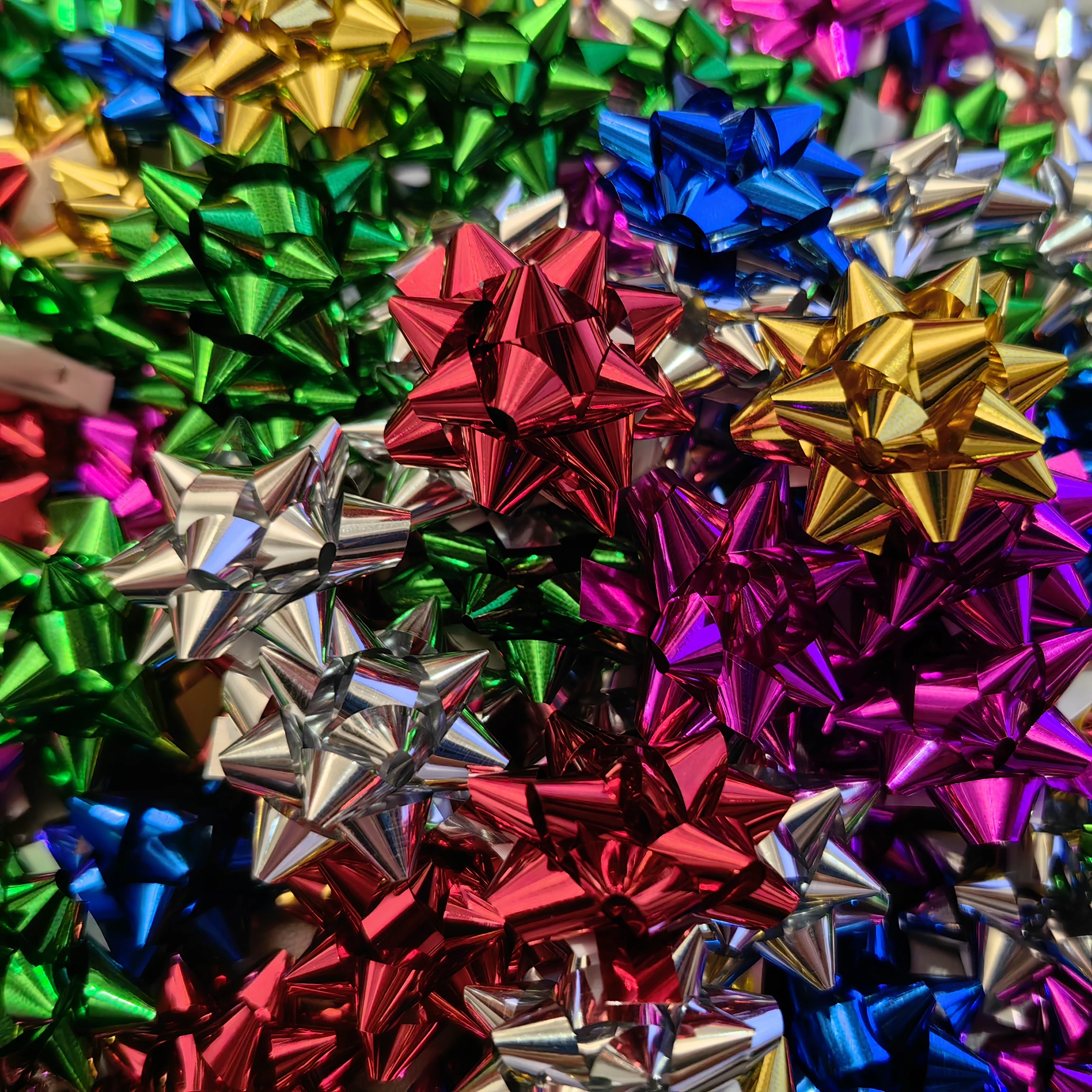 Low Price Christmas Mini Gift Bows Assortment 120PCS Mixed Colors for DIY Gift Wrapping Decorate Holiday Party Birthday Wedding