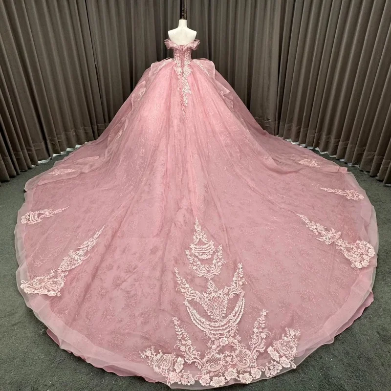 Robes de Quinceanera rose brillant personnalisées, épaules dénudées, paillettes appliquées, longue queue en dentelle superposée, 15