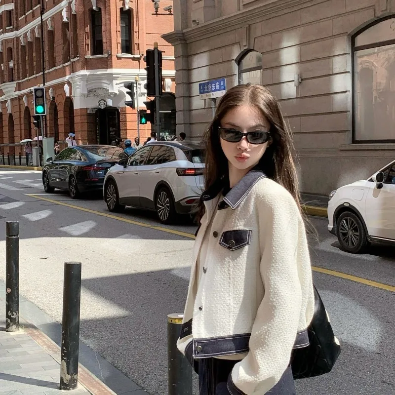 2026 Spring New Small Fragrant Style Middle Original Color Cowboy Jacket Jacket for Women, Loose and Small, Exquisite Casual Top