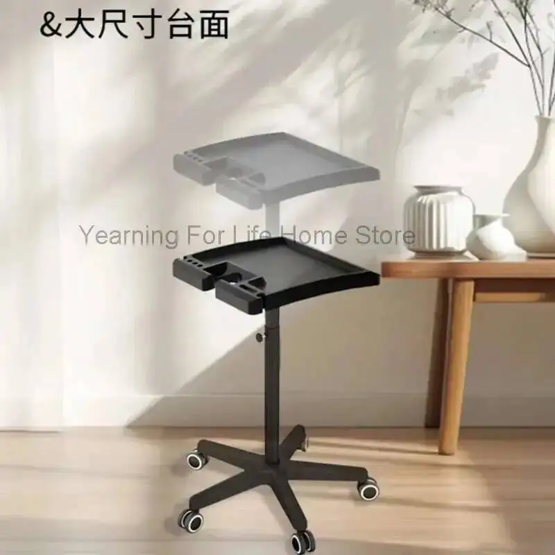 Рисунок 2 - Тележка на колесиках для парикмахерских инструментов