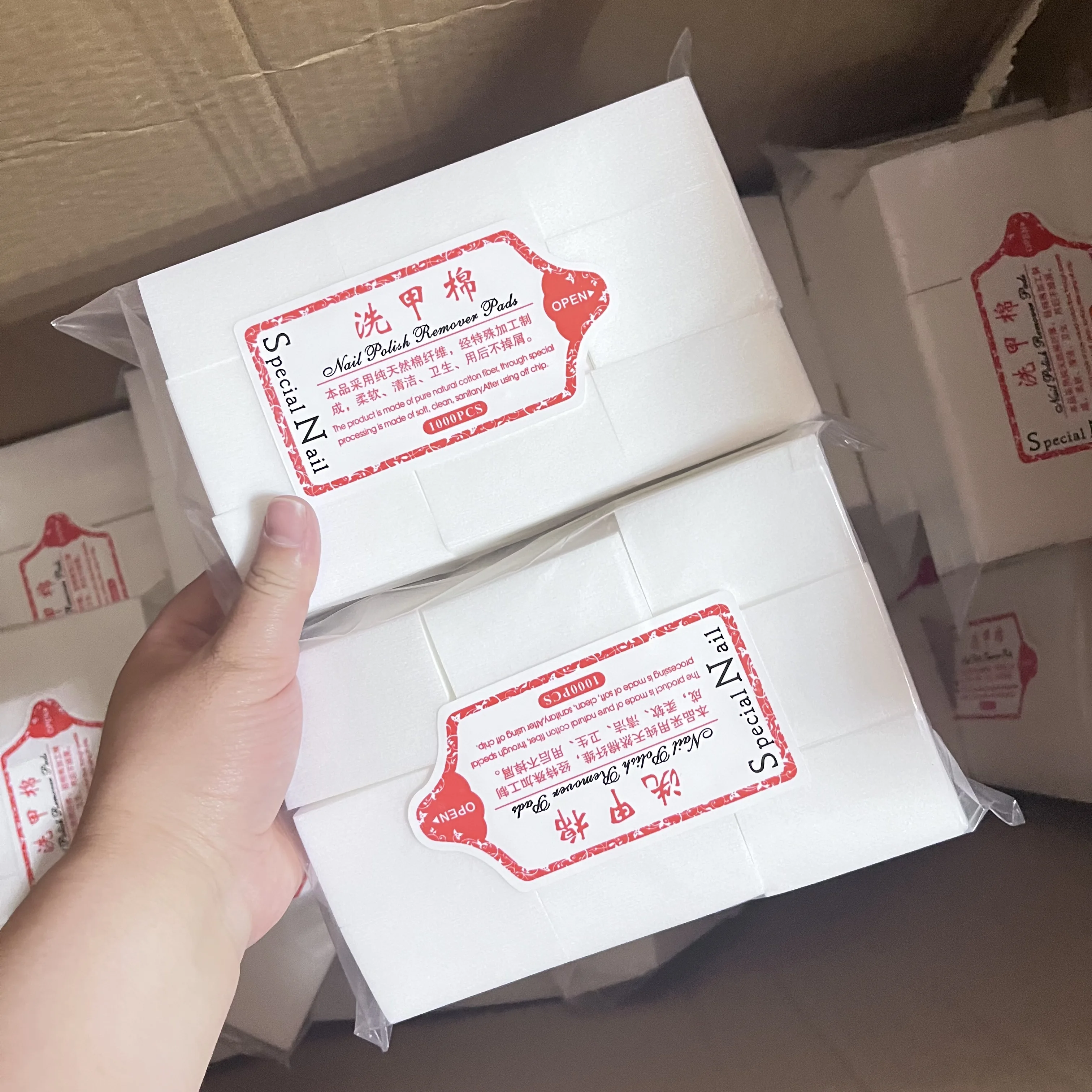 600 個糸くずの出ないコットンパッドネイルクリーニングコットンホワイト/ピンク/ブルー/イエローファイバーティッシュコットン DIY リムーバーマニキュアクリーナーパッド