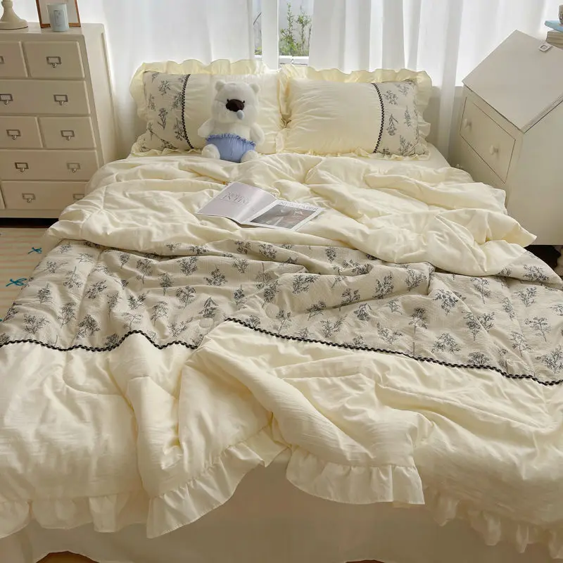 

1pc Summer Thin Quilt Super Soft Princess Style Sweet Girls Kids Air-conditioning Comforter Breathable Cooling Blanket Bedspread