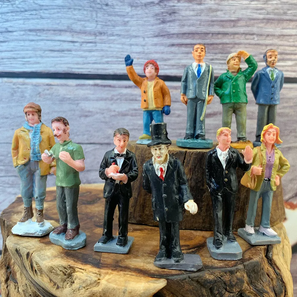 Business‑style Resin Mini People Figurine Set, Diorama Scene Layout Accessories, Hobby Collectible Gift