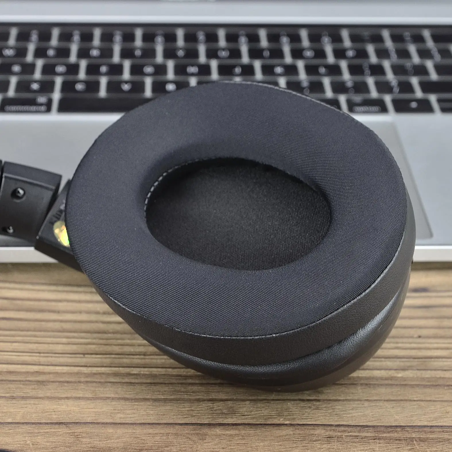 ZUODUO Replacement Ear Pad for HyperX Cloud Stinger/Cloud Flight/Cloud II/Cloud Alpha Headphones Mesh/Ice gel/Leather Earpads