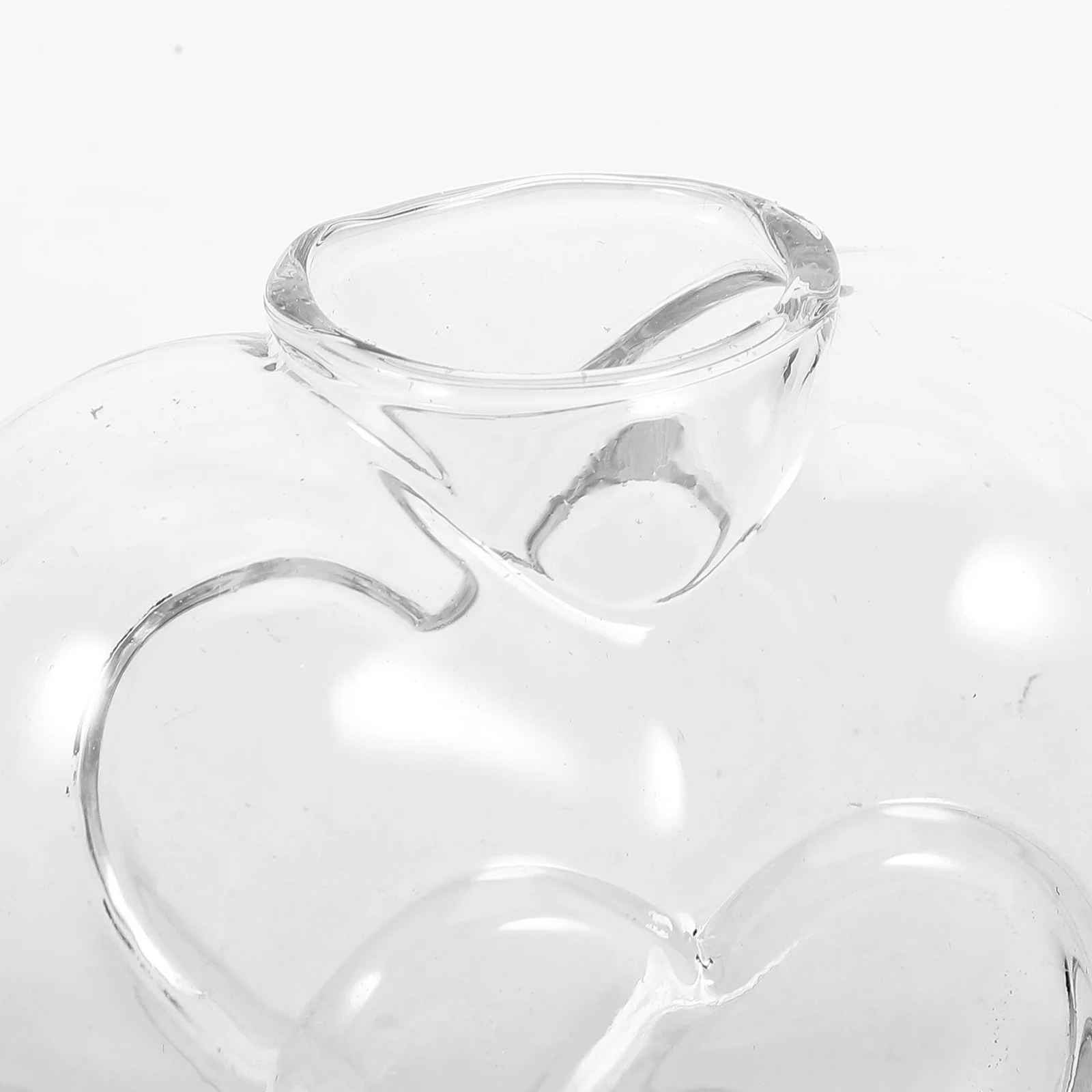 

1Set Heart Shaped Cocktail Glass Cup Elegant Transparent Drinking Vessel for Wine Cocktails Parties Decorative Goblet Tall