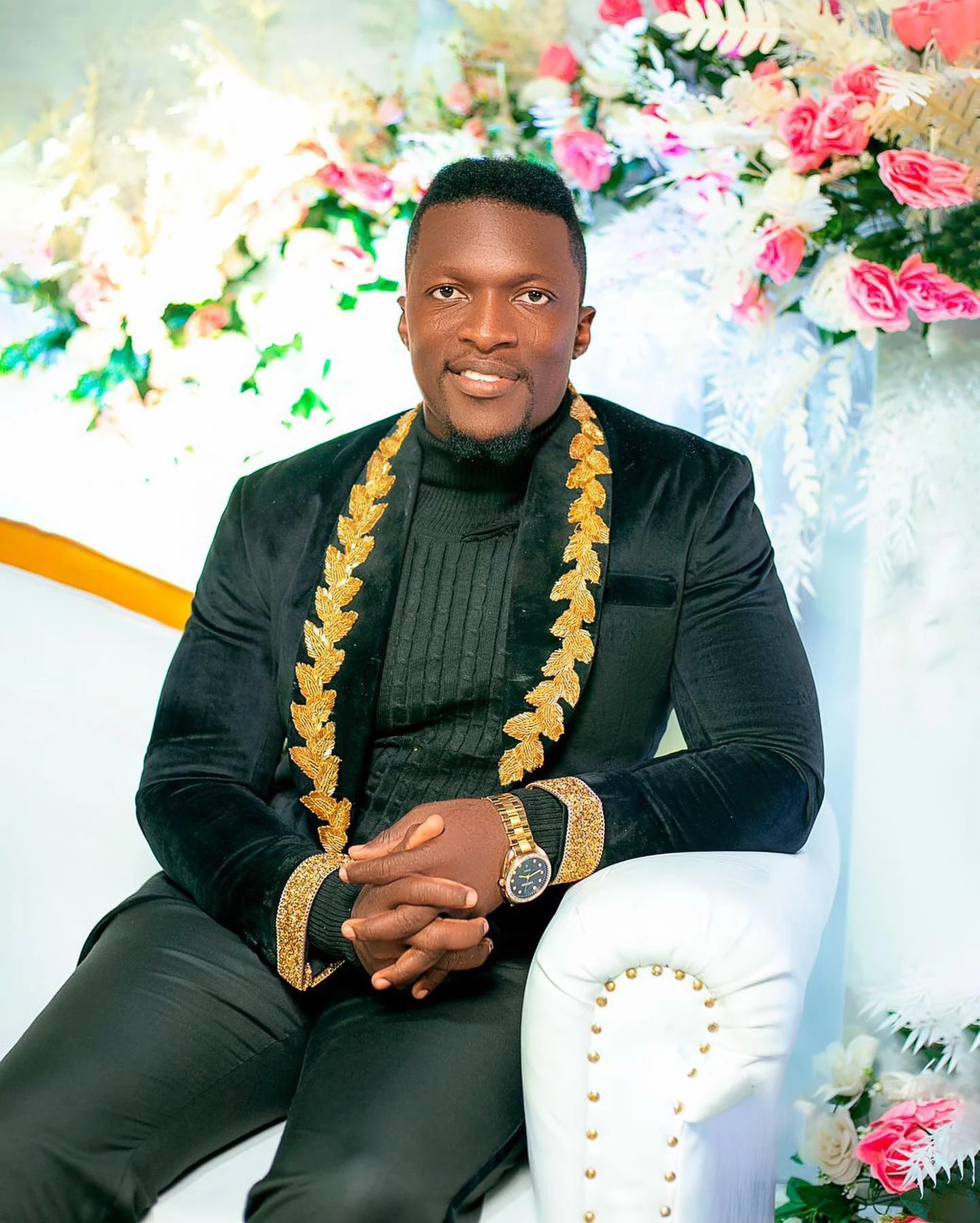 골든 Appliqued 남자 결혼식 정장 2 조각 플러스 사이즈 신랑 정장 공식 파티 파티 쇼 바지 턱시도