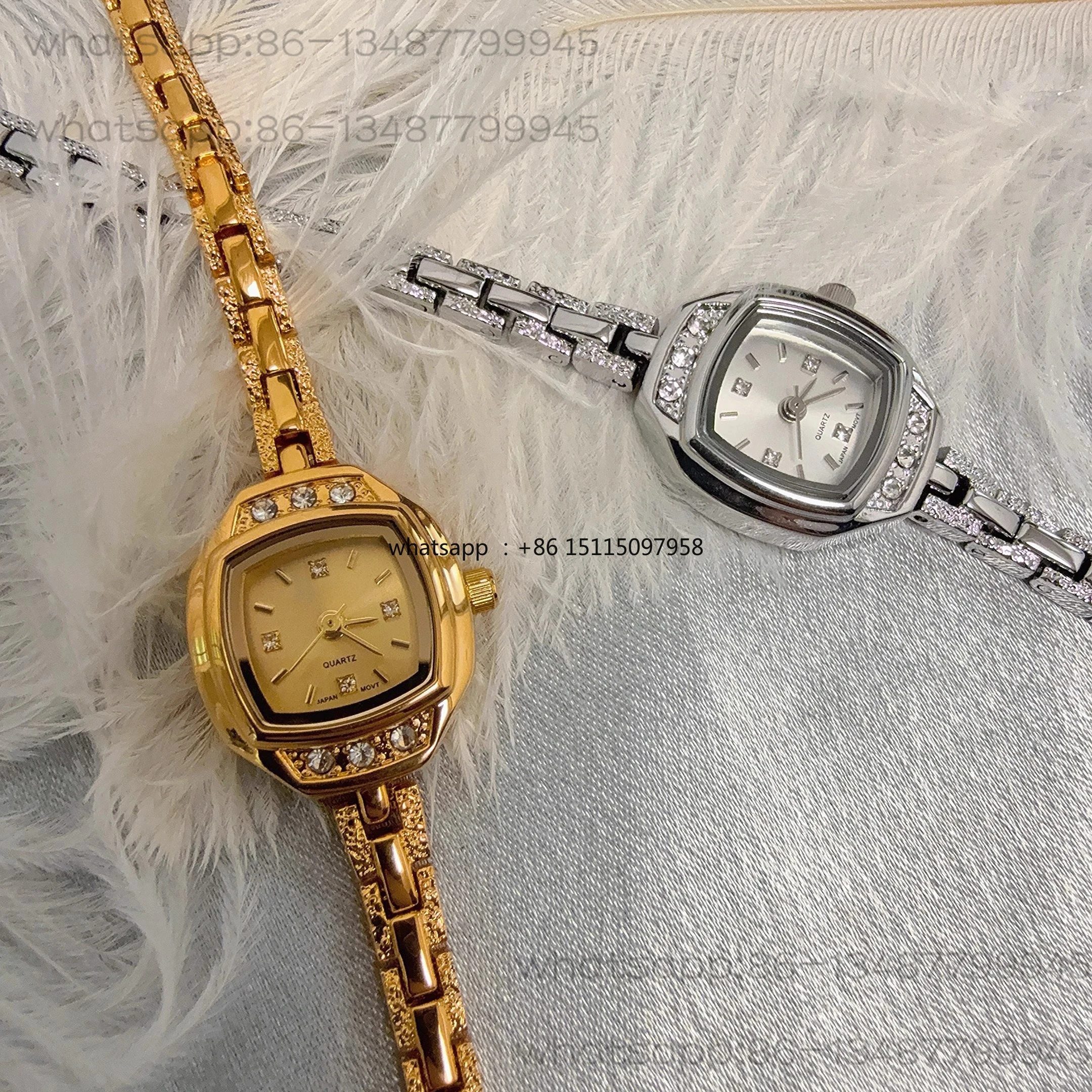 

Small square bracelet hand-forged retro literary and simple student waterproof female quartz small gold watch