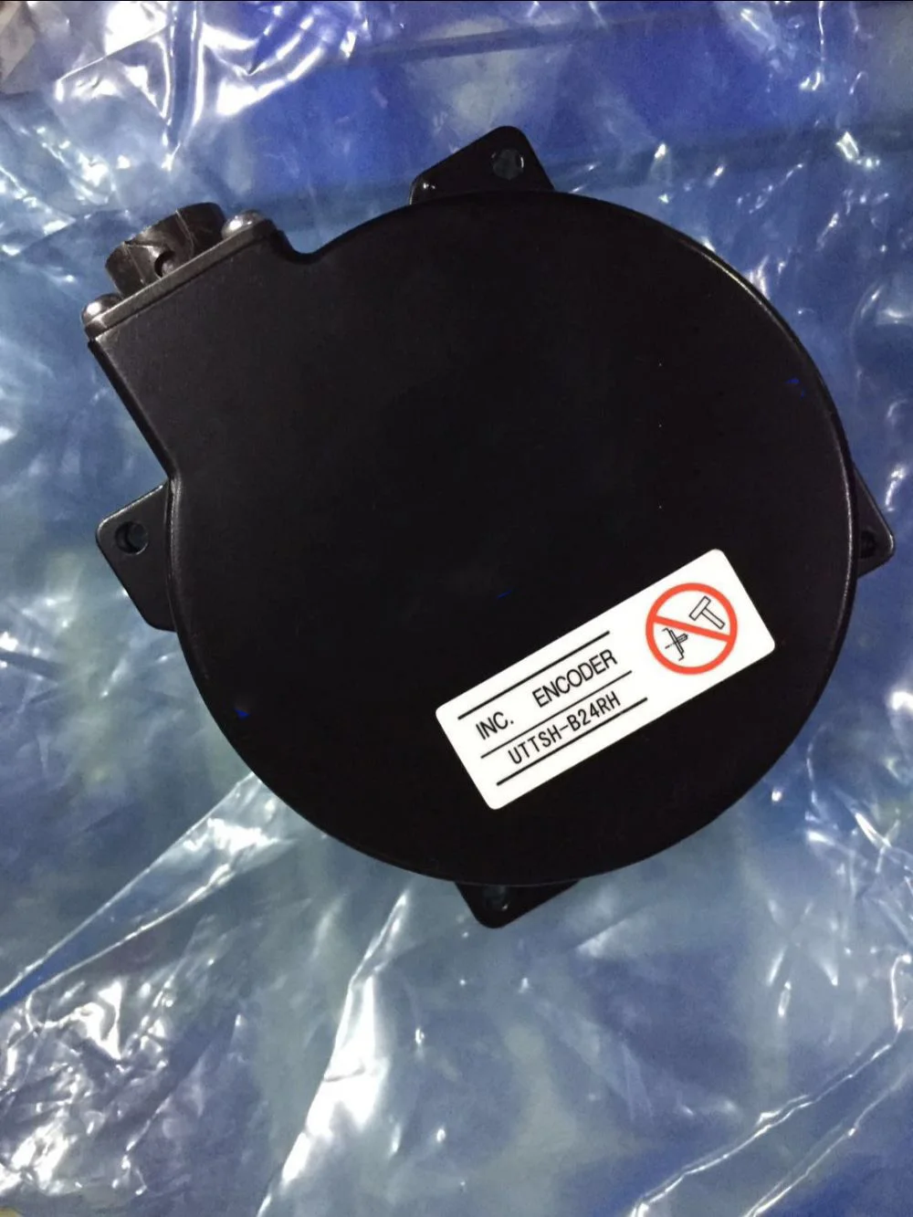 Brand New and Original Encoder UTTSH-B24RH For Servo Motor SGM7G-09AFC61 In Stock