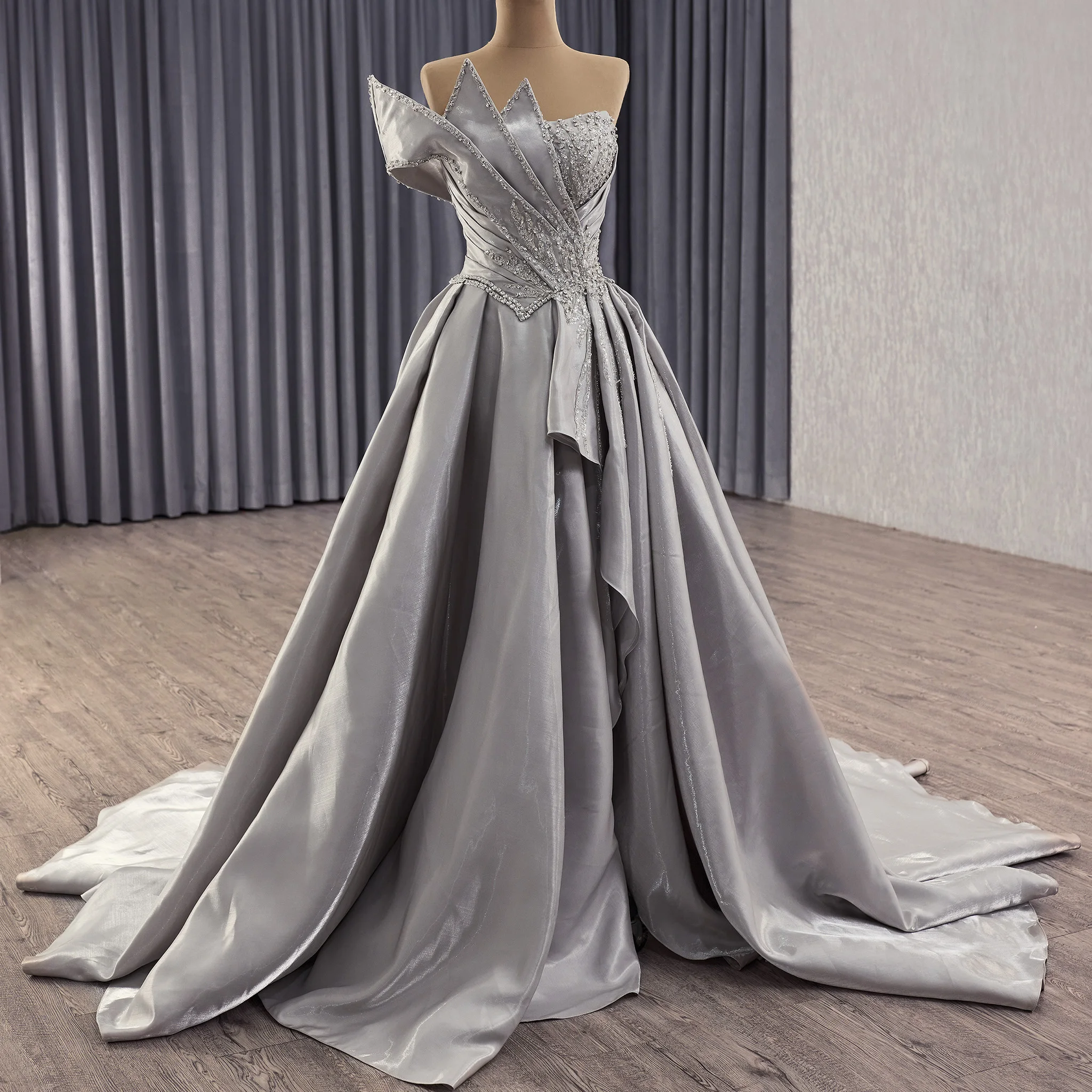 

Rosymae Grey Handmade Prom Gown Princess Wedding Dress with Handbeaded Rhinestones Elegant Court Train for Formal Events