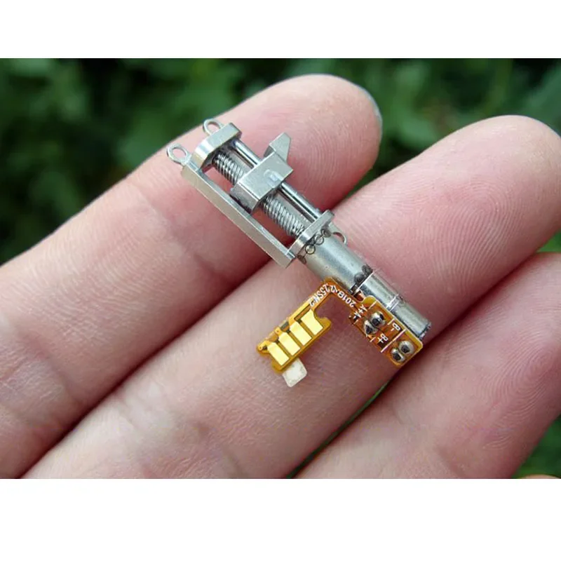 4mm Präzisions-Planetengetriebe-Linearantrieb, DC 5V Langhub-Mini-Schubstangen-Schrittmotor mit Kugellager