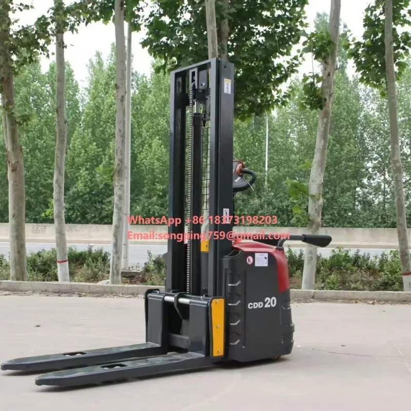 

1.5-2 Tons Mini Self-loading Portable Forklift Electric Stacker Machine with Lead-Acid Battery AWD Hydraulic Side Shifter