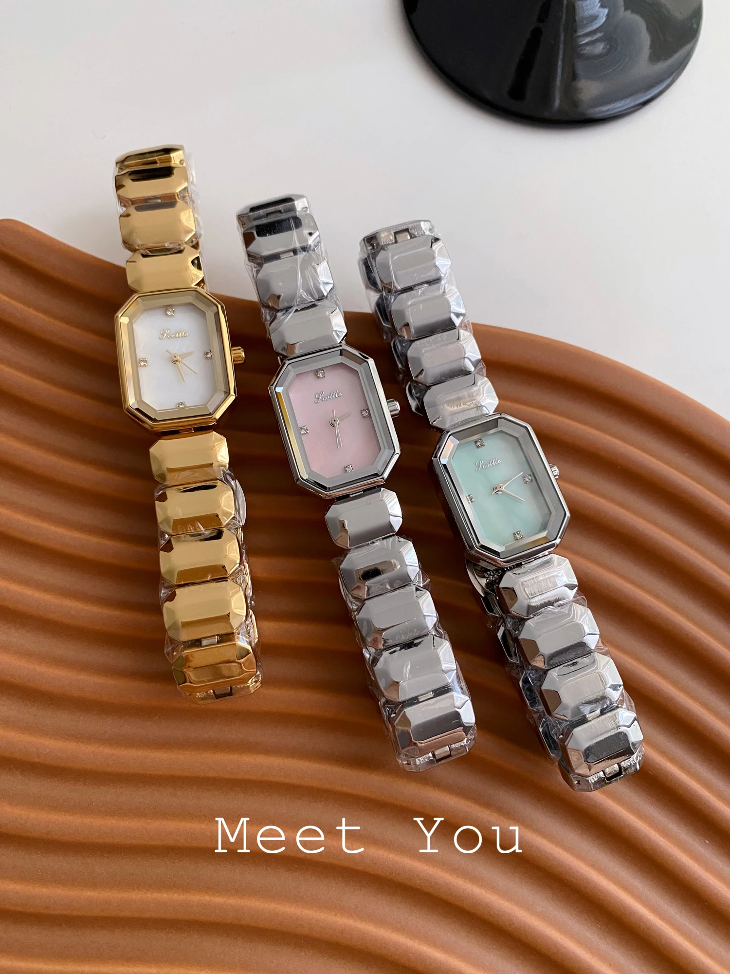 Элегантный перламутровый циферблат, винтажный браслет, мягкий роскошный квадратный браслет, стильные и минималистичные женские часы.