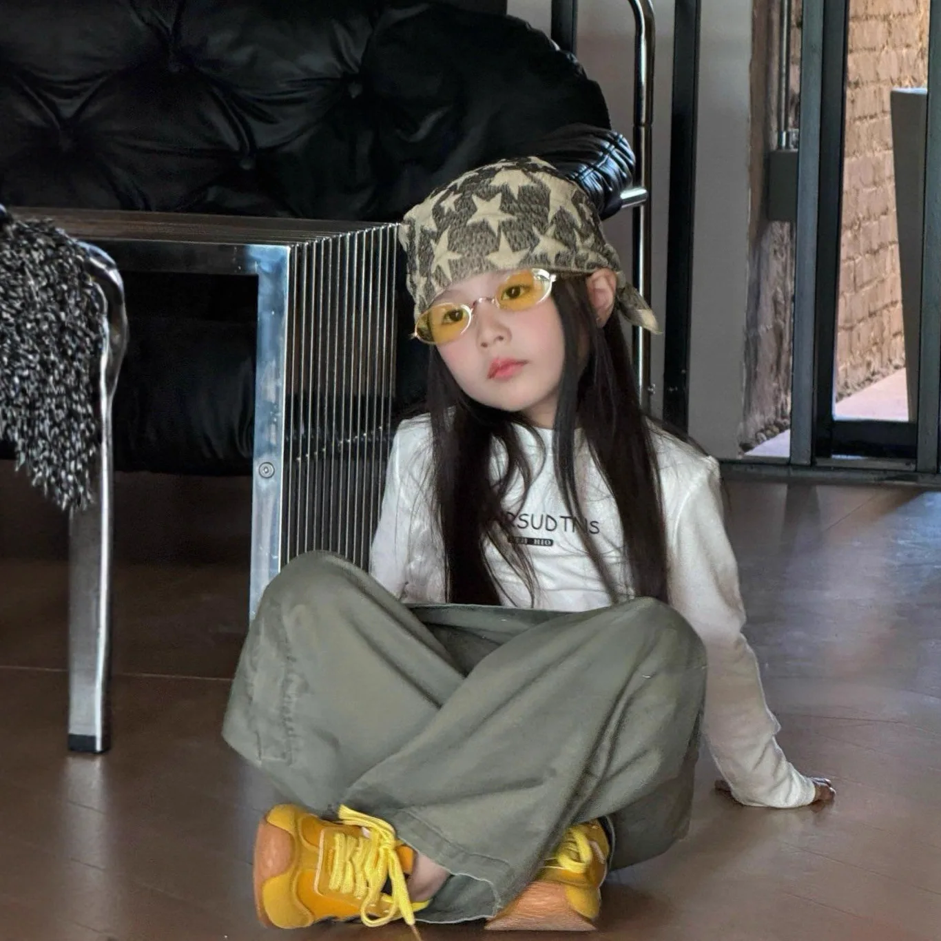 بدلة الفتيات 2025 الخريف ملابس الأطفال الجديدة الكورية نمط فتاة طفل مطبوعة أسفل قميص كسول واسعة الساق تنورة السراويل مجموعتين #3