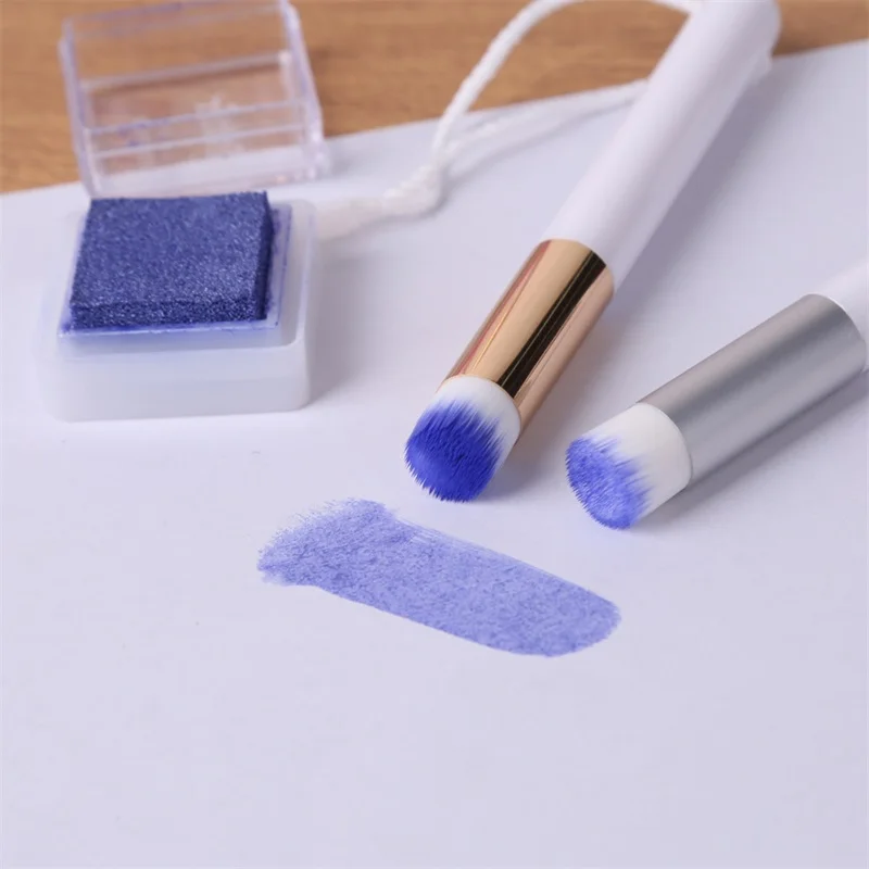 Smooth Mini Blending Brush and Container Slim Handle DIY Stamp Stencil Inking Detail Craft Project Silver Gold Gold/Silver Color