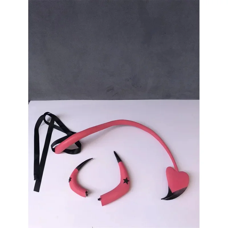 New1 Set Hazbin Hotel Helluva Boss Verosika Mayday قرون كوسبلاي مع ذيول أغطية الرأس دبوس مشبك شعر أنيمي Halloween5;c,6's.2;b'8,