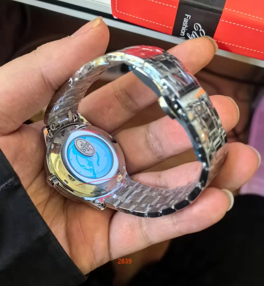 

VIP LINGKE 2829 Silver Watch