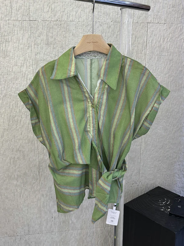 

Женская модная блузка с зелеными полосками, кружевными вставками, узлом на талии и рукавами-крылышками, весна-лето 2026, короткий рукав