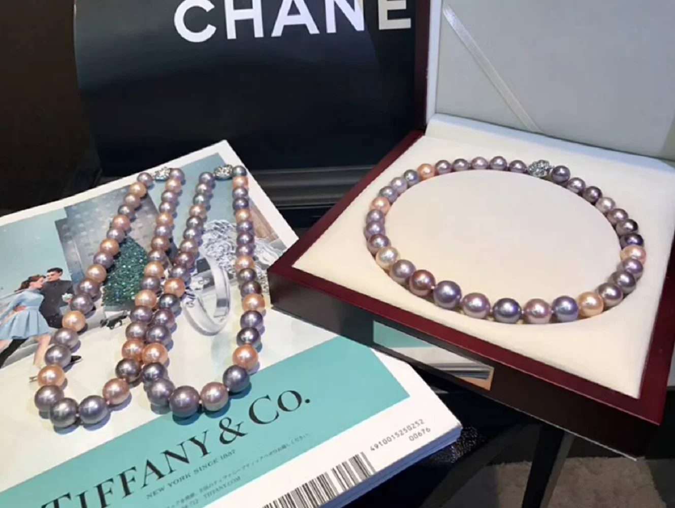 

Big Pearl AAA11-12mm Natural South Sea Pearl Necklace 43cm-925- For other sizes, please contact us