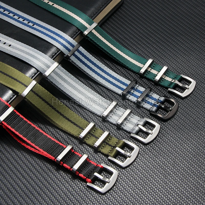 Arancione Blu Nero Cachi Verde 20 22mm Accessorio per orologio in nylon per Casio Tissot Omega Seamaster MIDO Conquest Airy Resistente agli odori