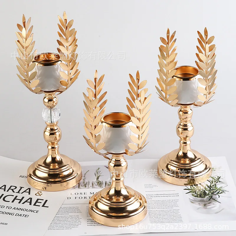 

Gold Crystal Candlestick Creative Home Accessories Display European Iron Candlestick Wedding Candlelight Dinner Props