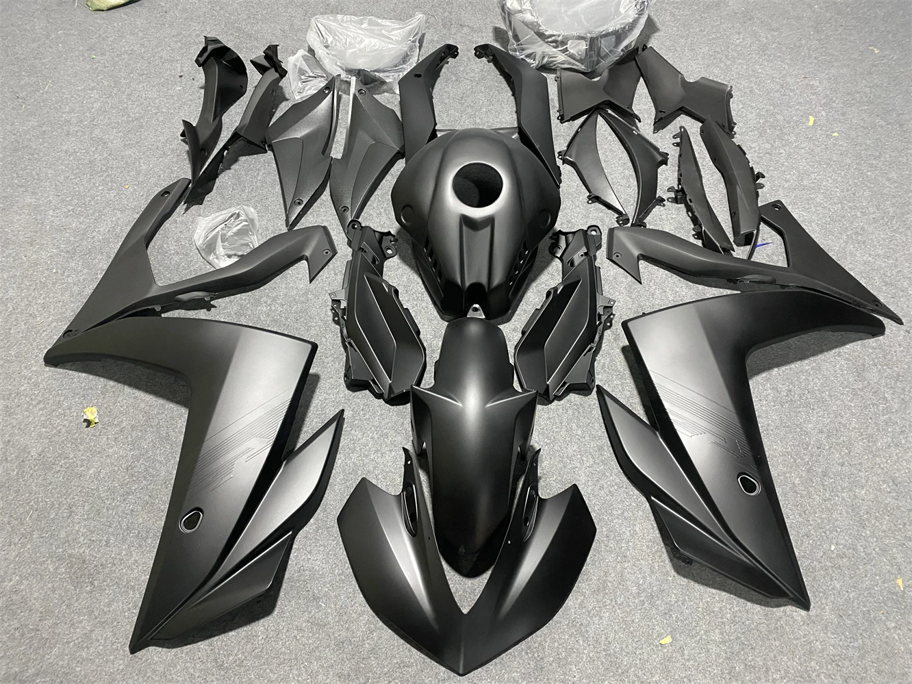 Motorcycle Fairing Kit for Yamaha R3 15-18 Years R25 2015 2016 2017 2018 Fairing Matte black + enlarged fuel tank cap